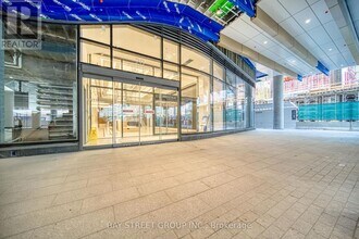 28 Freeland St in Toronto, ON - Building Photo - Building Photo