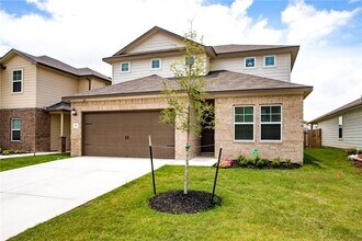 421 Autumn Leaf Rd in Hutto, TX - Building Photo - Building Photo