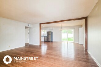 4428 Green Valley Dr in Arnold, MO - Foto de edificio - Building Photo