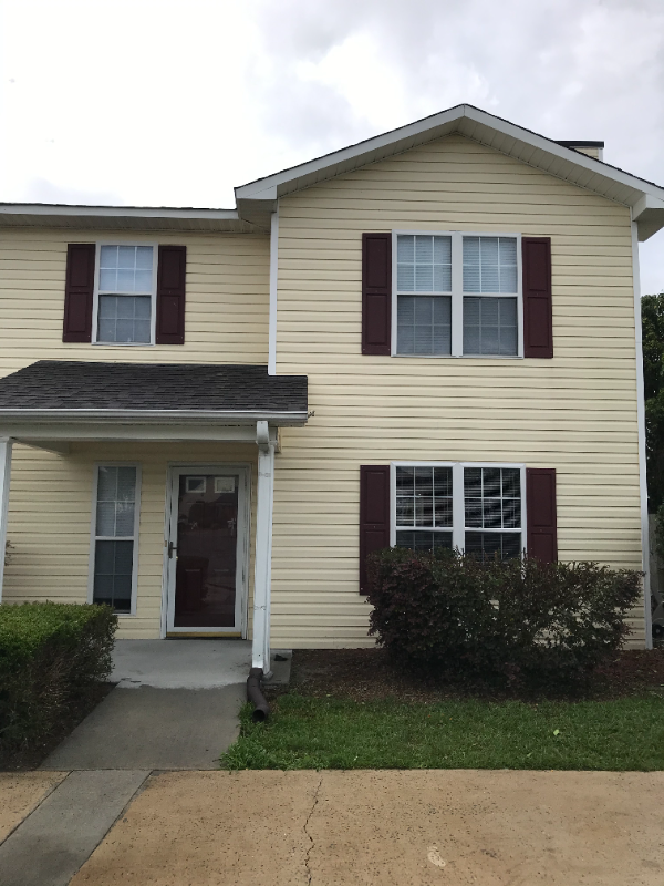 property at 3037B Edward Ct