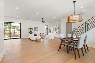 2109 Wordsworth Dr in Austin, TX - Building Photo - Building Photo