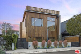 661 Broadway St in Los Angeles, CA - Building Photo