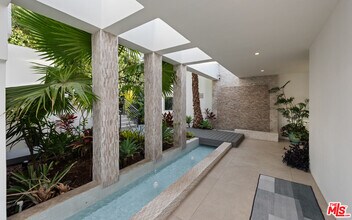 2630 Eden Pl in Beverly Hills, CA - Building Photo - Building Photo