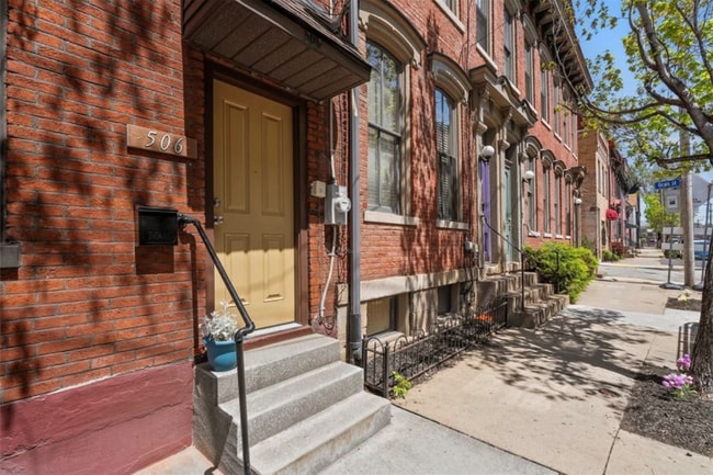 property at 506 E North Ave