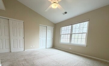 522 Peebles Ct in Batavia, IL - Building Photo - Building Photo
