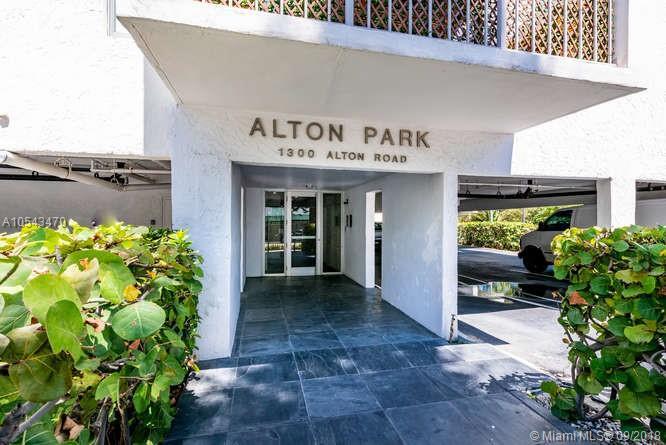 1330 Alton Rd, Unit 3 D in Miami Beach, FL - Building Photo