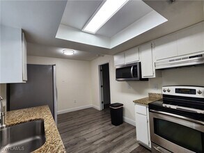 13238 Second St in Ft. Myers, FL - Building Photo - Building Photo