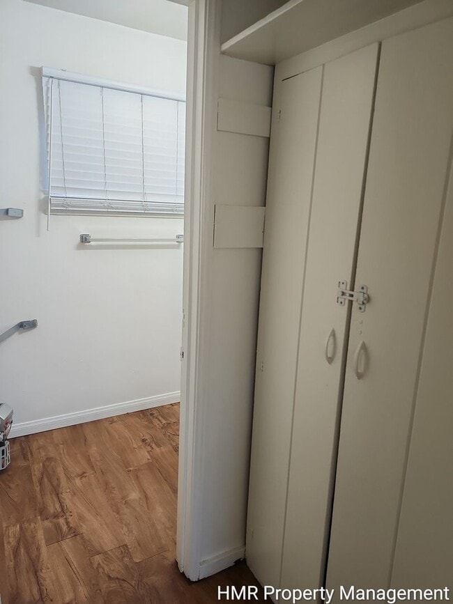 property at 508 N Plum Ave