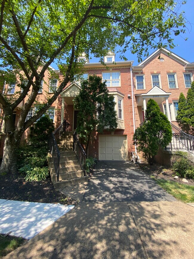 property at 3004 Fallswood Glen Ct