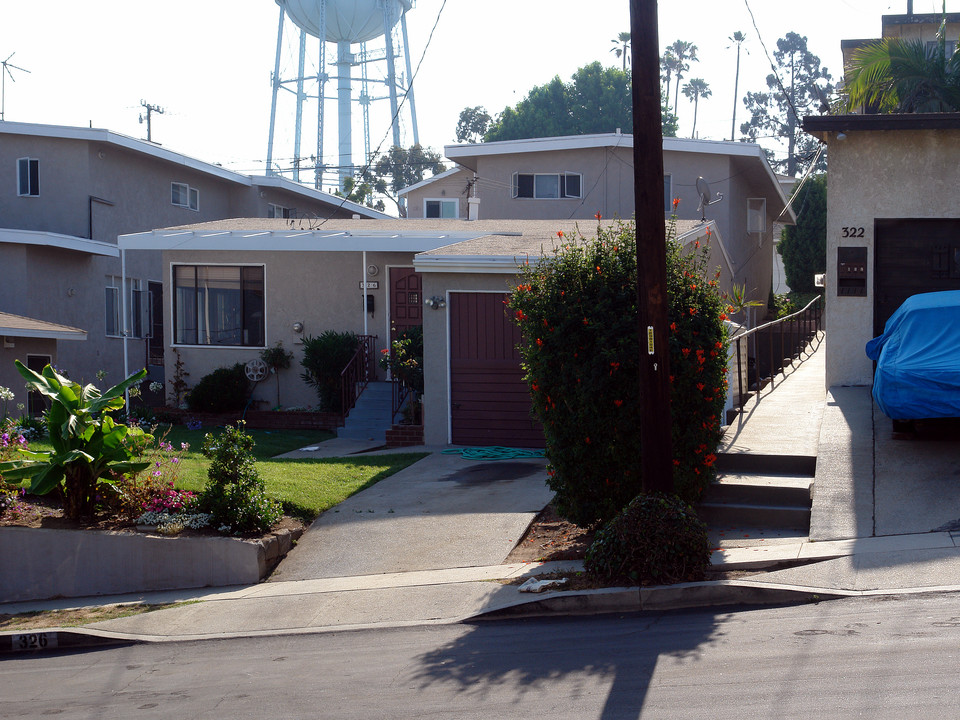 326 Sierra St in El Segundo, CA - Building Photo