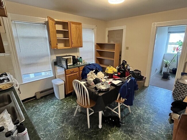 54 William St, Unit 2R