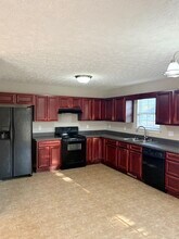 409 Cedar Hollow Dr in Bowling Green, KY - Building Photo - Building Photo