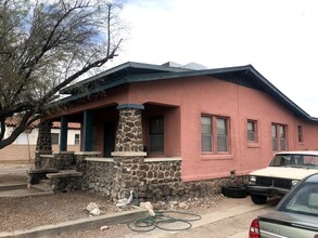 127 N Santa Rita Ave in Tucson, AZ - Building Photo - Building Photo