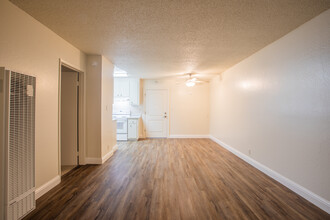 Coronado in Fremont, CA - Building Photo - Interior Photo