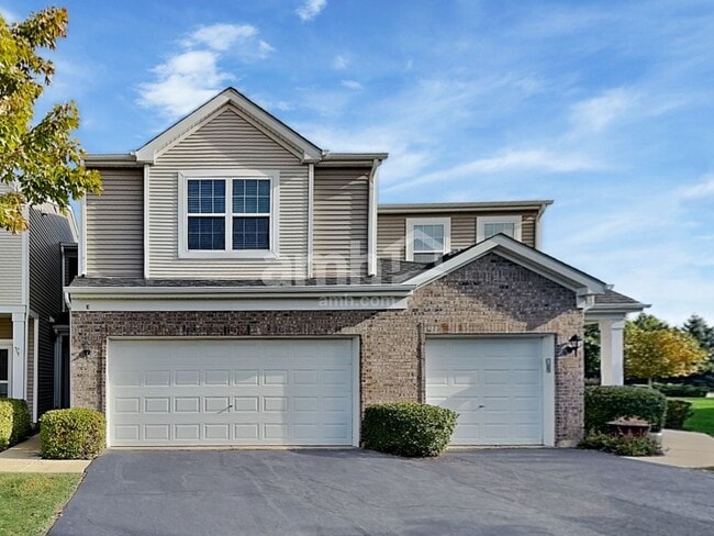 property at 4588 Camden Ln