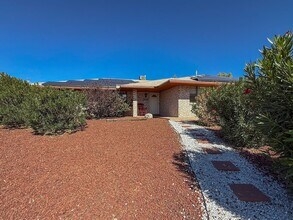 Roomy 5 Bedroom Home with Solar Panels in Alamogordo, NM - Building Photo - Building Photo