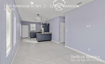 1200 W Harrison Ave in Alton, TX - Building Photo - Building Photo