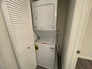 3757 S Bentley Ave in Los Angeles, CA - Building Photo - Building Photo