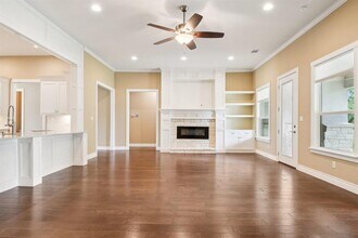 124 Abamillo Dr in Bastrop, TX - Building Photo - Building Photo