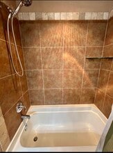 138 Stoney Pointe Dr in Hollister, MO - Building Photo - Building Photo