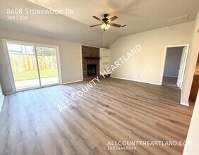 8408 Stonewood Dr in Oklahoma City, OK - Building Photo - Building Photo
