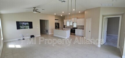 735 Overpool Ave in Davenport, FL - Building Photo - Building Photo