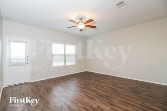 309 Plum Dr in Nevada, TX - Building Photo - Building Photo