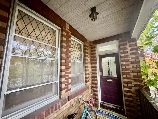 property at 86 Wurtemburg St