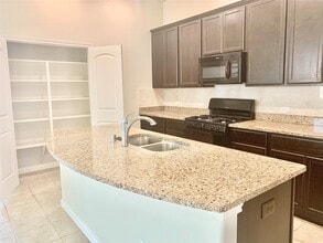 18511 Espada St in Houston, TX - Foto de edificio - Building Photo