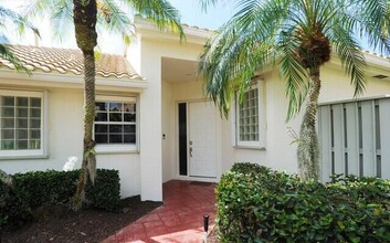 714 Pinehurst Way in Palm Beach Gardens, FL - Building Photo - Building Photo