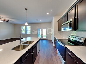 2109 Saffron Walden Dr in Plant City, FL - Foto de edificio - Building Photo