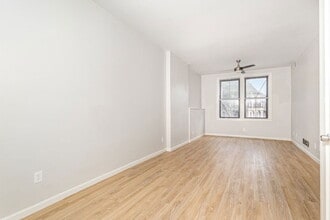 3107 Colerain Ave in Cincinnati, OH - Building Photo - Building Photo