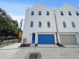 2007 Bauer Dr in Houston, TX - Building Photo