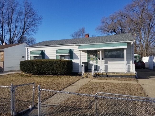 property at 2829 Appleridge St