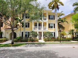 224 Murcia Dr in Jupiter, FL - Building Photo