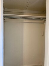 2029 6th Ave, Unit #B in Greeley, CO - Foto de edificio - Building Photo