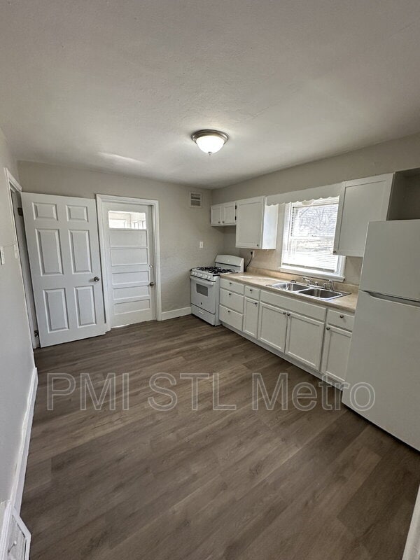 2517 Shirley Ave in St. Louis, MO - Building Photo - Building Photo