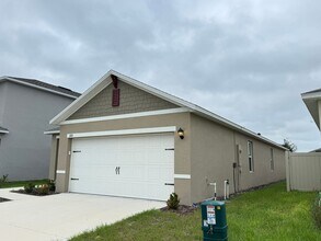 1180 Cascades Ave in Davenport, FL - Building Photo - Building Photo