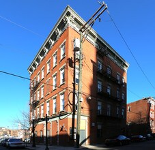 1201-1203 Broadway in Cincinnati, OH - Foto de edificio - Building Photo