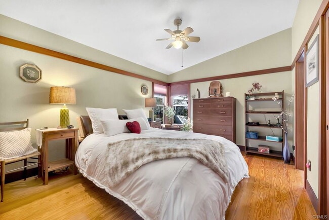 171 Comanche in Topanga, CA - Building Photo - Building Photo