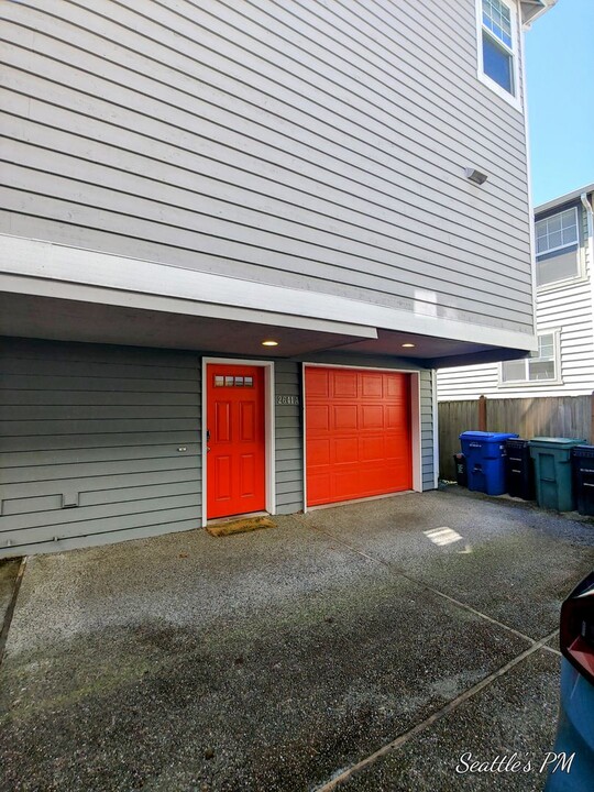 2641 NE 57th St in Seattle, WA - Building Photo