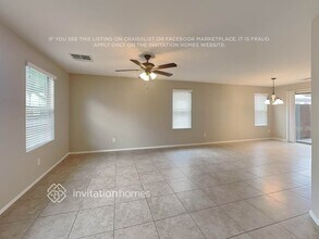 1716 S Martingale Rd in Gilbert, AZ - Building Photo - Building Photo
