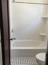 1601 N Harvard Blvd, Unit 1603 in Los Angeles, CA - Building Photo - Building Photo