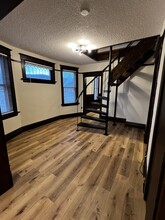 3011 Vernon St, Unit 3011 A in Duluth, MN - Building Photo - Building Photo