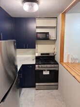 2222 E Belleview Pl in Milwaukee, WI - Building Photo - Building Photo