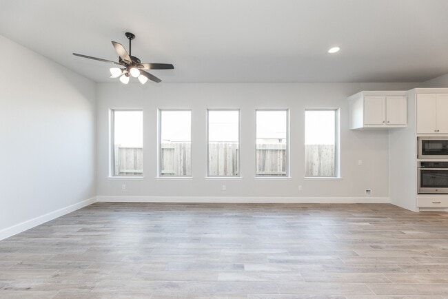 property at 2922 Sunrise Fld Ln