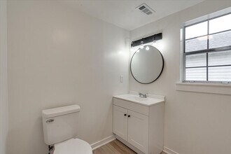 1213 Tunnel Blvd in Chattanooga, TN - Building Photo - Building Photo
