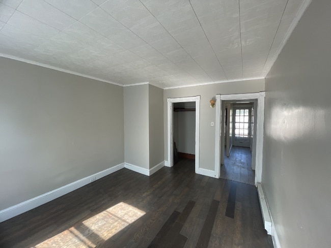 582 Sunbury St in Minersville, PA - Building Photo - Building Photo