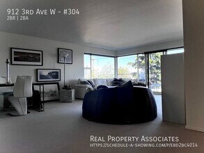 912 3rd Ave W, Unit #304 in Seattle, WA - Building Photo - Building Photo