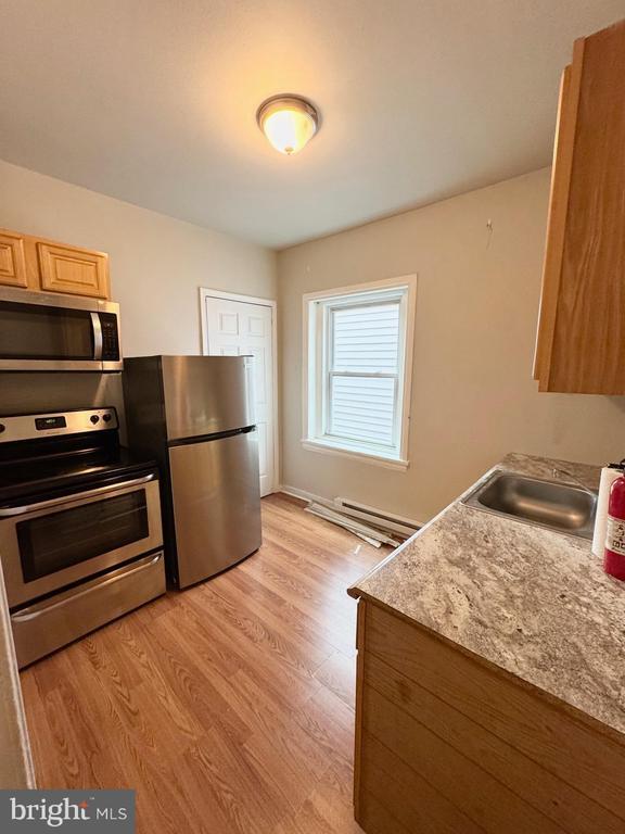 1813 W Thompson St-Unit -3 in Philadelphia, PA - Building Photo - Building Photo